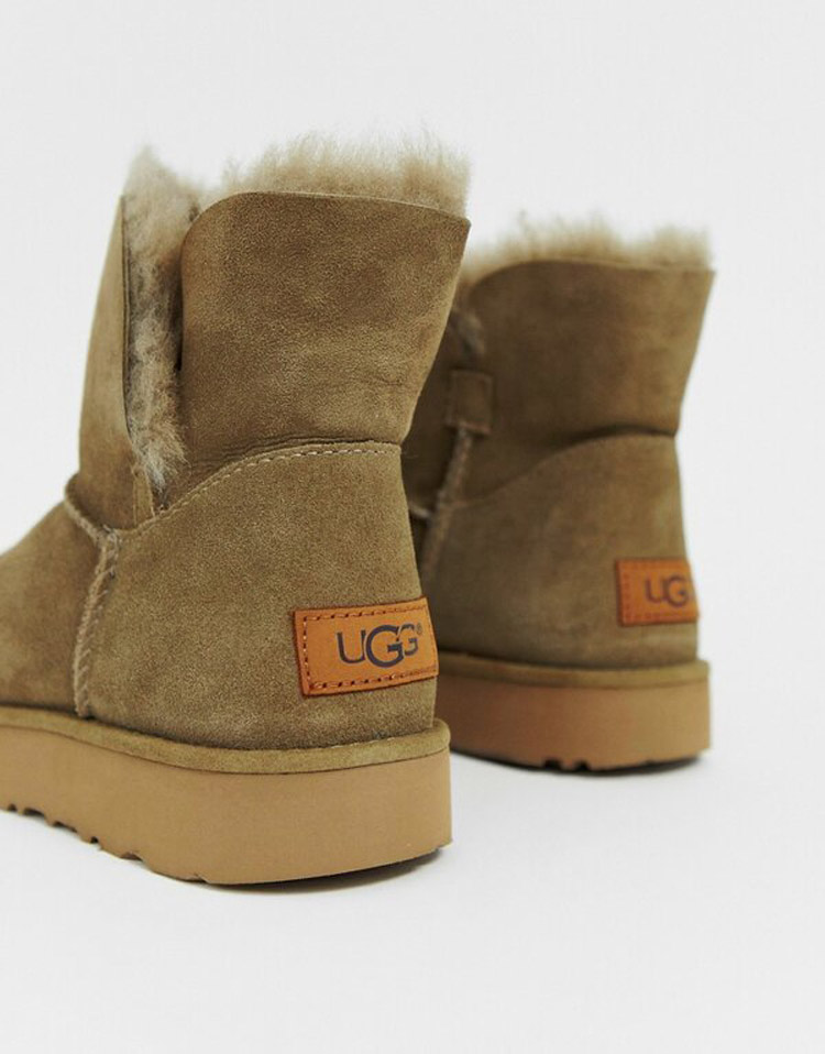 what kind of fur are uggs made from
